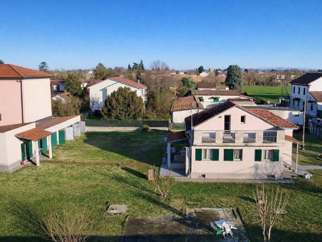 Villa in vendita a Alessandria AL