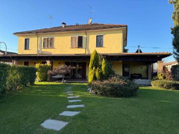 Casa indipendente in vendita a Alessandria AL