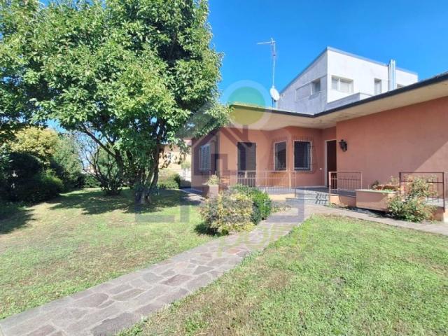 Villa in vendita a Alfianello BS