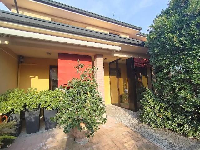 Villa in vendita a Alfonsine RA