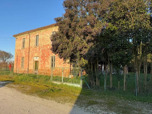 Villa in vendita a Alfonsine RA