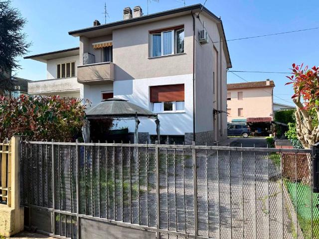 Villa in vendita a Alfonsine RA