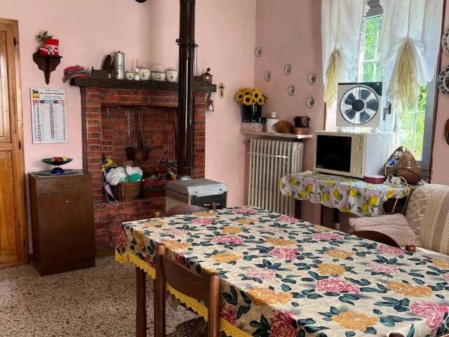 Villa in vendita a Alice Bel Colle AL