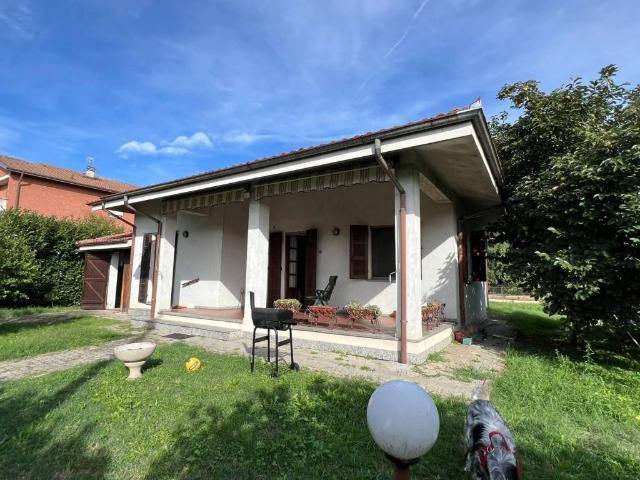 Villa in vendita a Alluvioni Piovera AL