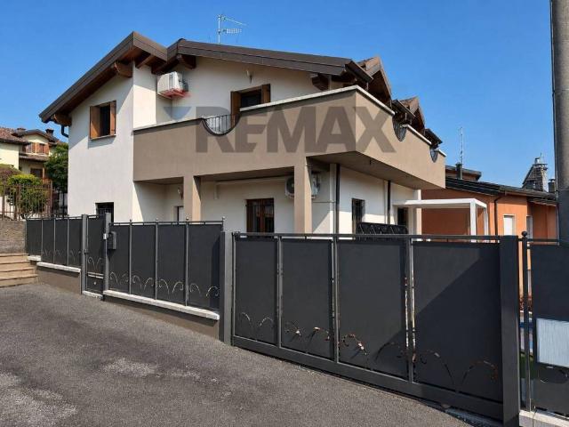 Villa in vendita a Almenno San Salvatore BG