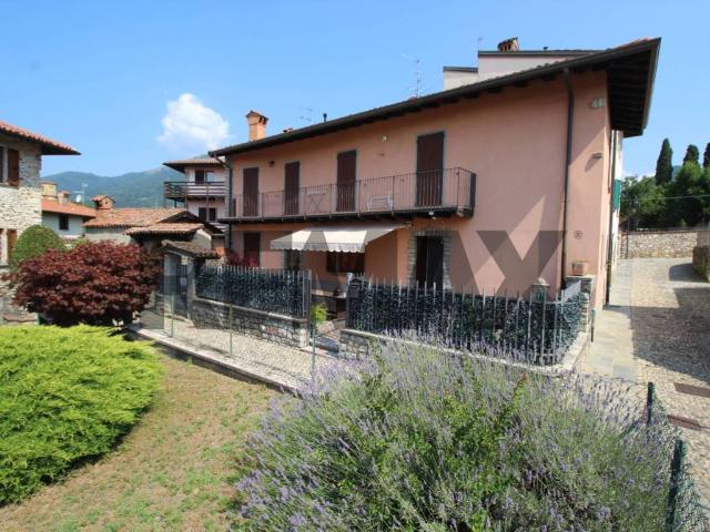 Villa in vendita a Almenno San Salvatore BG