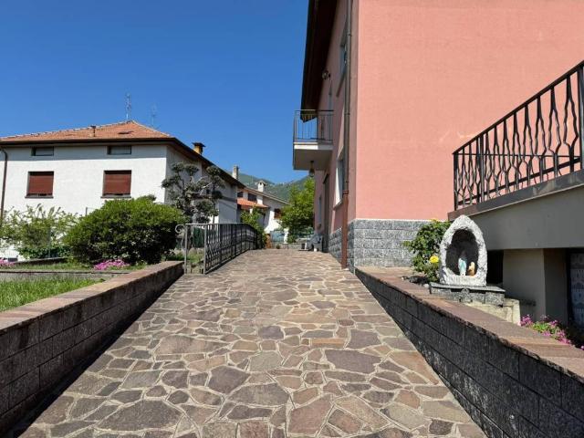 Villa in vendita a Almenno San Salvatore BG