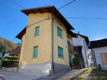 Villa in vendita a Alpago BL