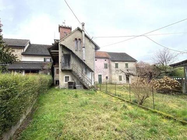 Villa in vendita a Alpago BL