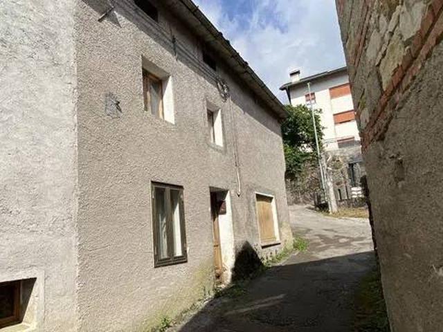 Villa in vendita a Alpago BL
