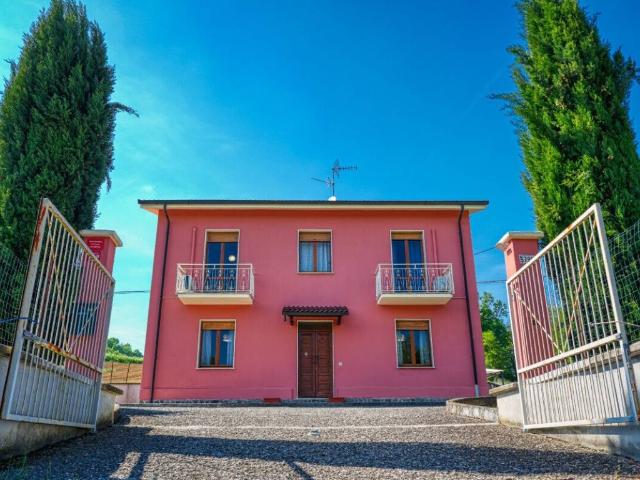 Villa in vendita a Alseno PC