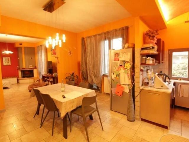 Villa in vendita a Alseno PC