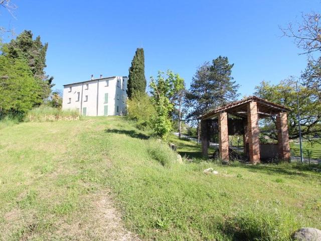 Villa in vendita a Apiro MC