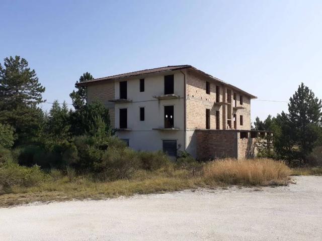 Villa in vendita a Apiro MC