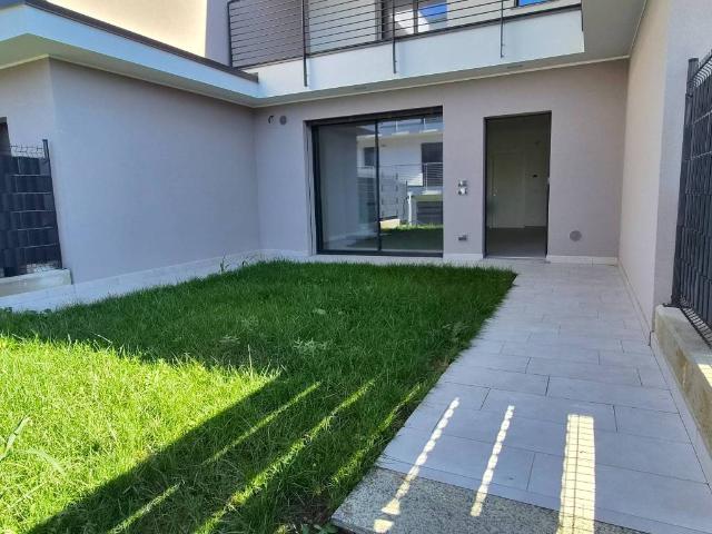 Villa in vendita a Appiano Gentile CO