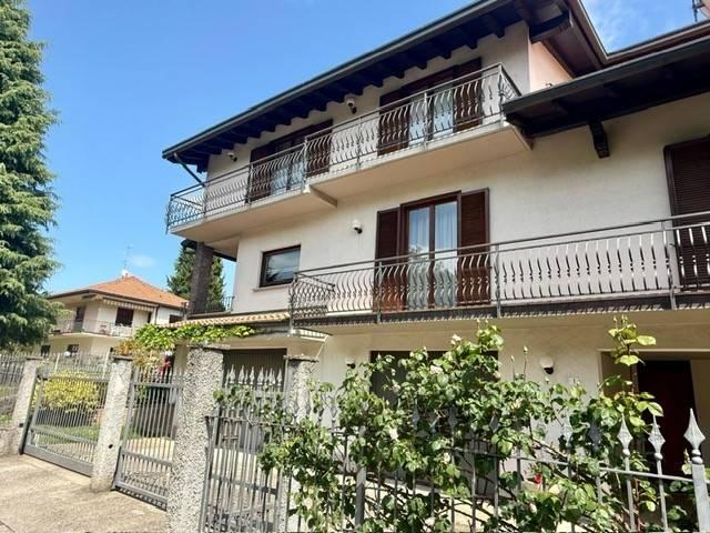 Villa in vendita a Appiano Gentile CO
