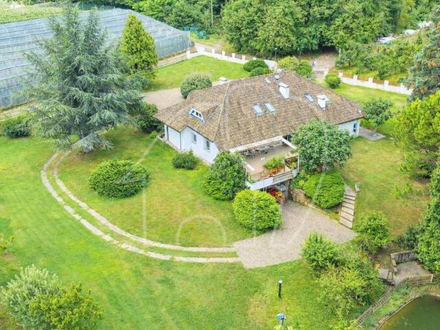 Villa in vendita a Appiano sulla Strada del Vino BZ
