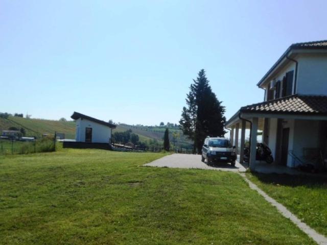 Villa in vendita a Appignano del Tronto AP