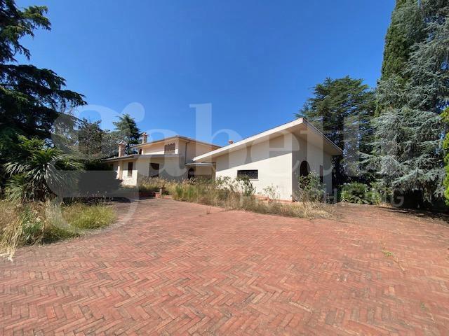 Villa in vendita a Aprilia