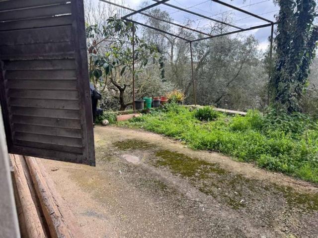 Villa in vendita a Aprilia LT