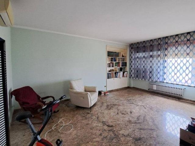 Villa in vendita a Aprilia LT