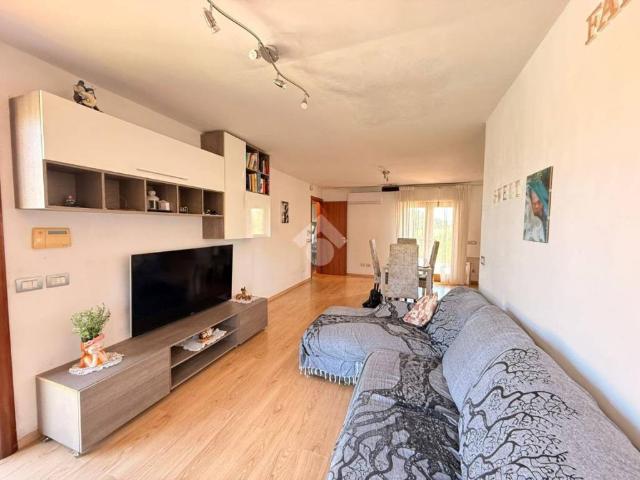 Villa in vendita a Aprilia LT