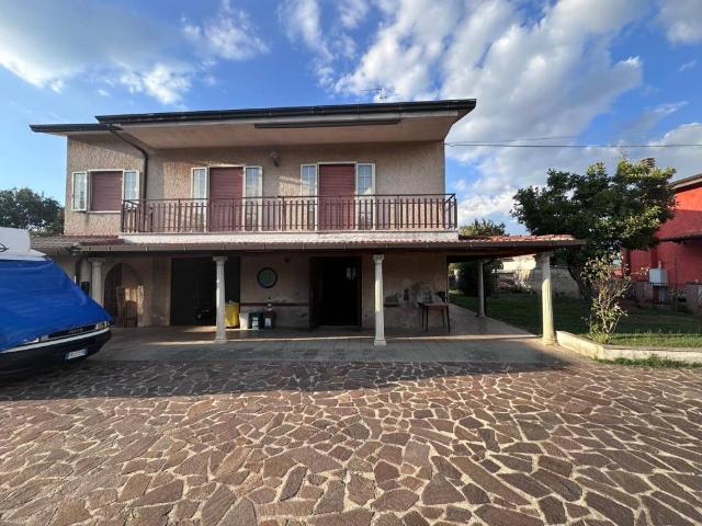 Villa in vendita a Artena RM