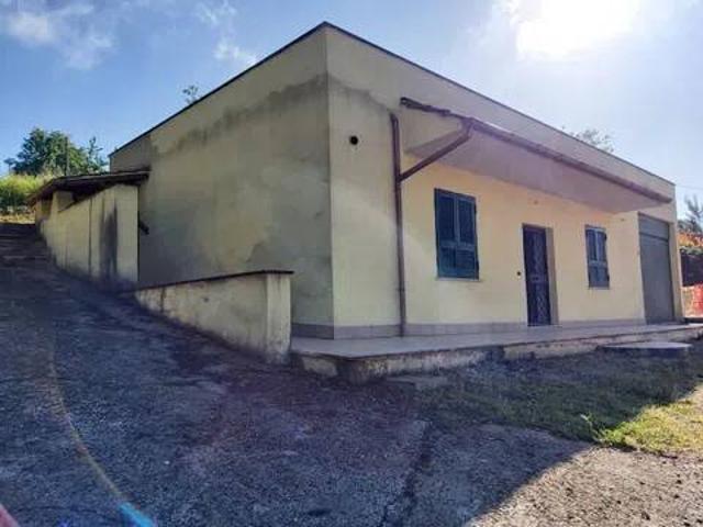 Villa in vendita a Artena RM