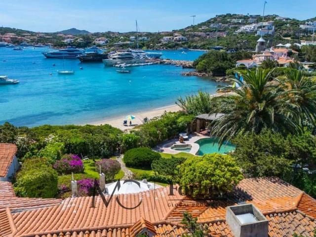 Villa in vendita a Arzachena OT