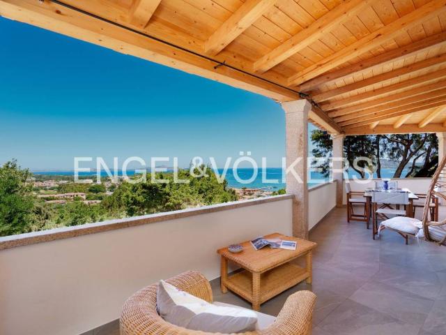 Villa in vendita a Arzachena OT