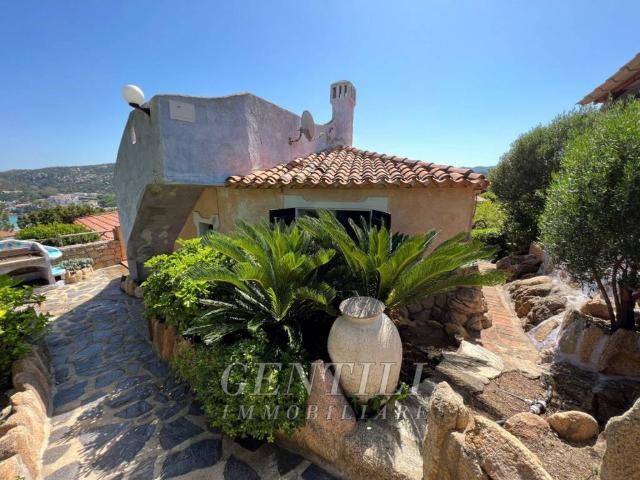 Villa in vendita a Arzachena OT