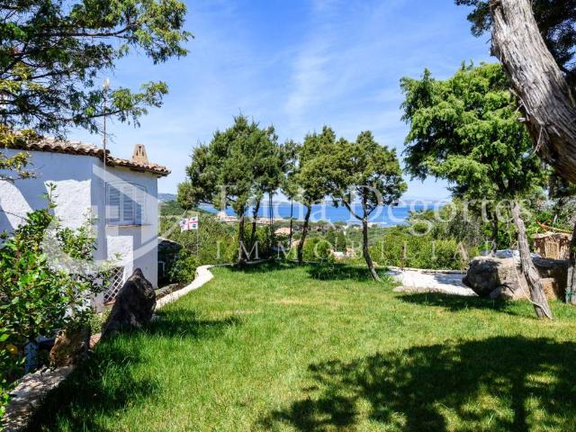 Villa in vendita a Arzachena OT
