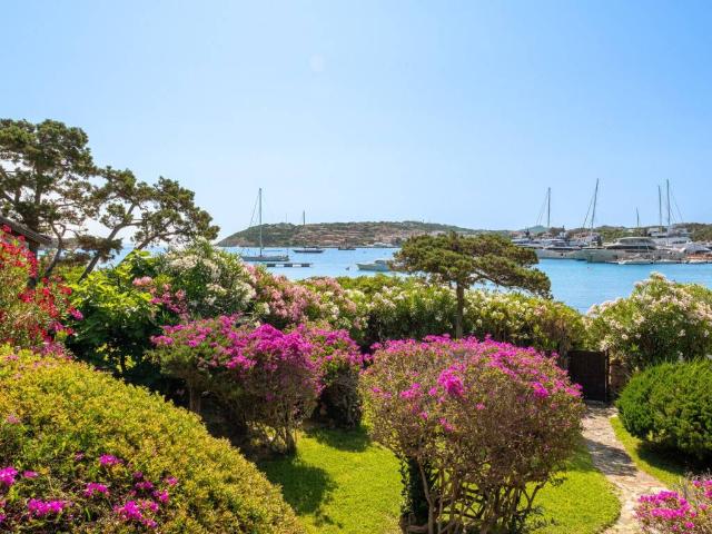 Villa in vendita a Arzachena OT