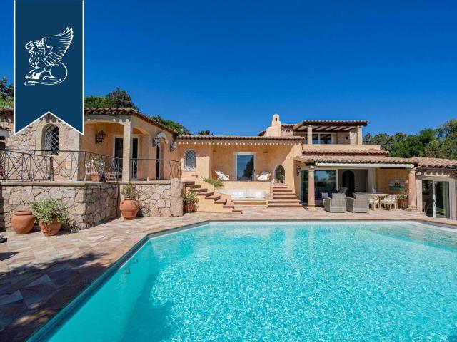 Villa in vendita a Arzachena OT