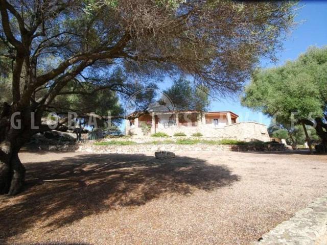 Villa in vendita a Arzachena OT