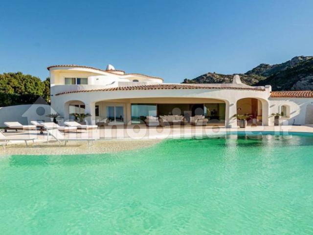 Villa in vendita a Arzachena OT