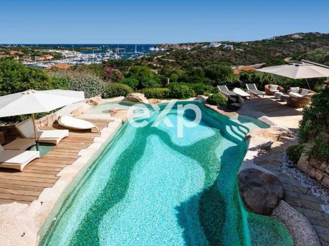 Villa in vendita a Arzachena OT