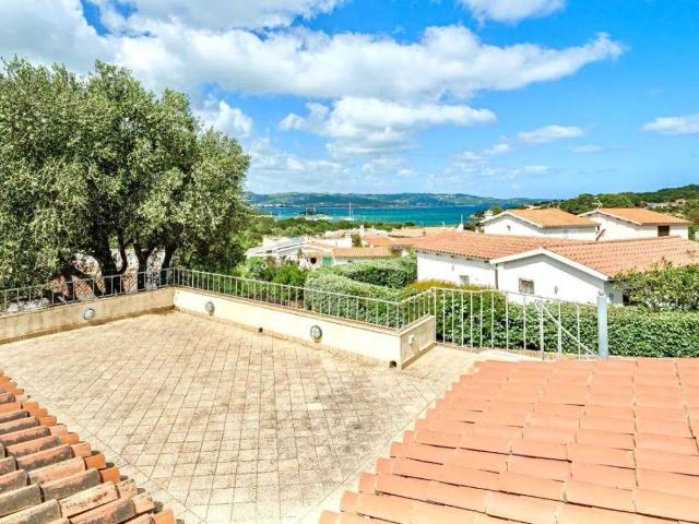 Villa in vendita a Arzachena OT