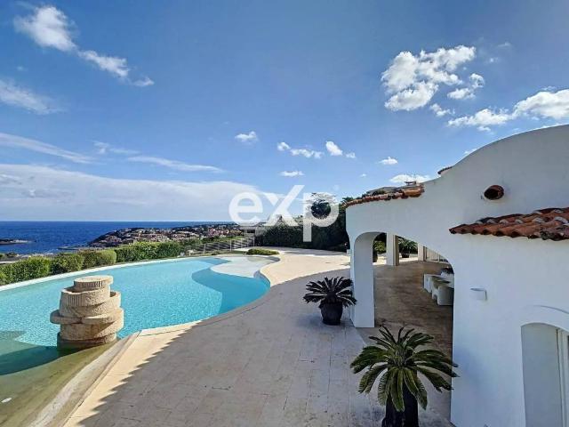 Villa in vendita a Arzachena OT