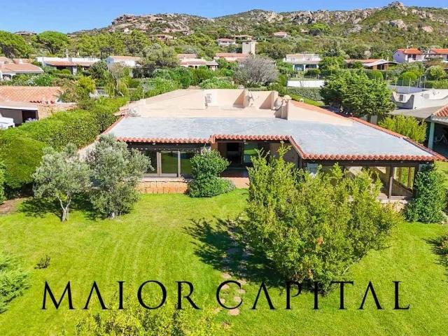 Villa in vendita a Arzachena