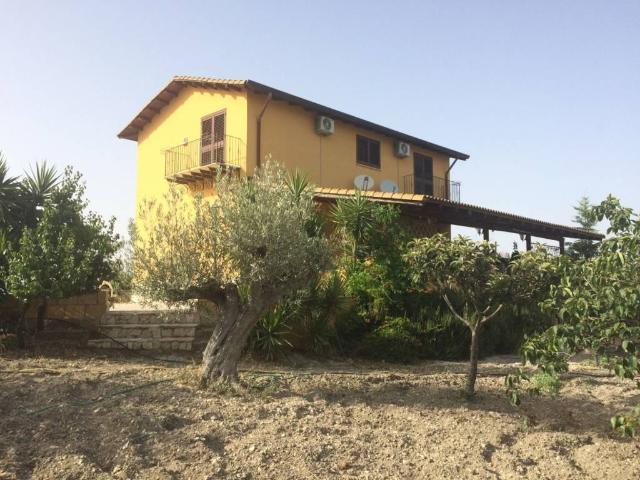 Villa in vendita a Aragona AG