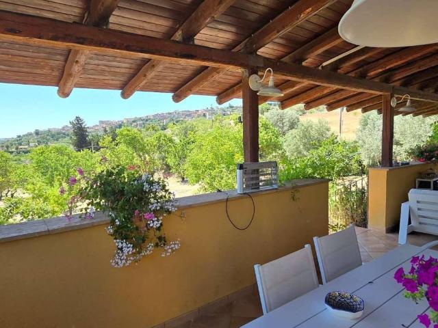 Villa in vendita a Aragona AG