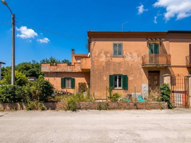 Villa in vendita a Arce FR