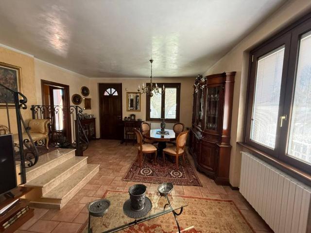 Villa in vendita a Arcene BG