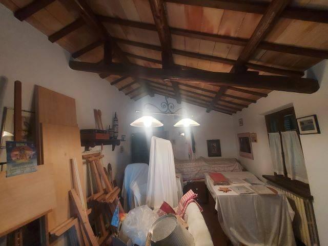 Villa in vendita a Arcevia AN
