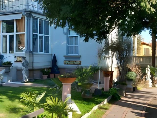 Villa in vendita a Arcisate VA