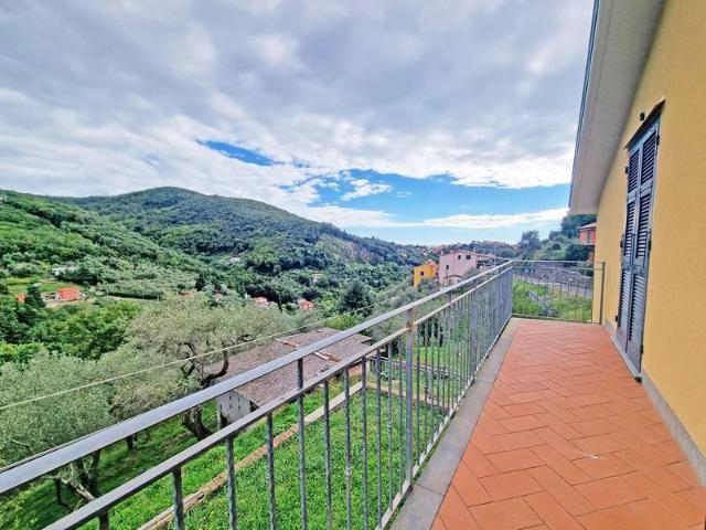 Villa in vendita a Arcola SP