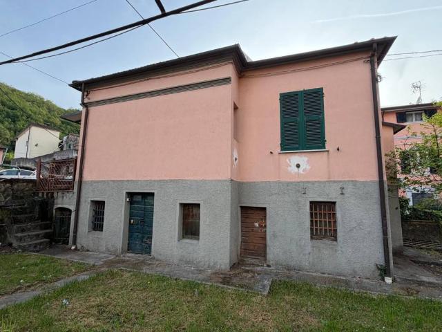 Villa in vendita a Arcola SP