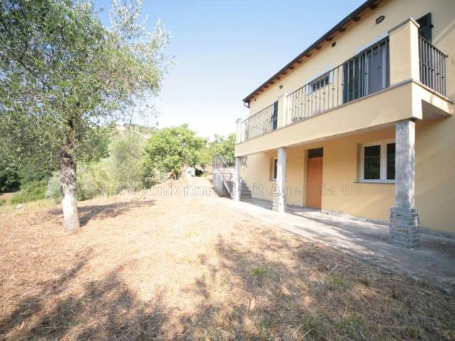 Villa in vendita a Arcola SP