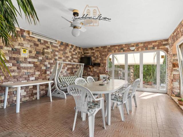 Villa in vendita a Arcola SP
